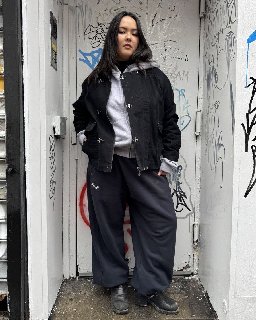 BLACK WASH WRAP SWEAT BAJI — size L