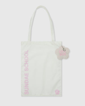 WHITE STRAWBERRY MOCHI PLUSHIE TOTE