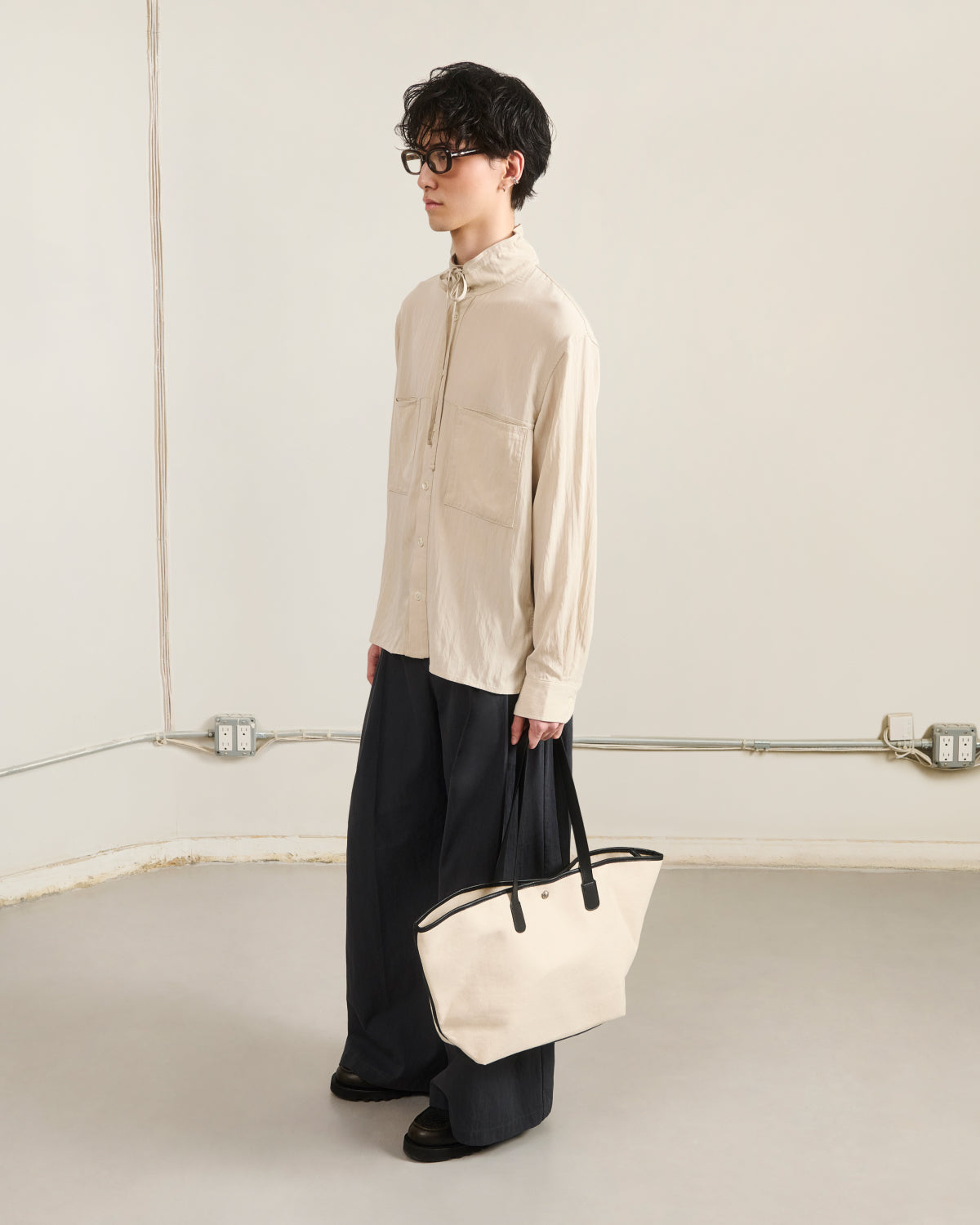 IVORY HIGH NECK TIE SHIRT L | Sundae School IVORY HIGH NECK TIE SHIRT L | Sundae School