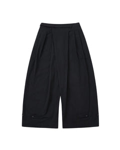 BLACK PLEATED PALAZZO PANTS