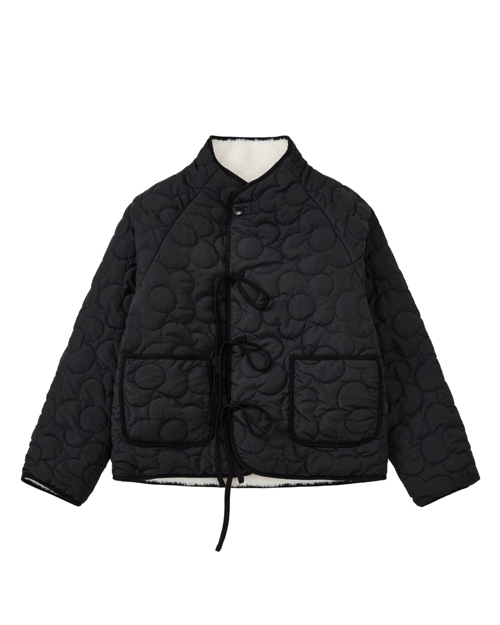BLACK IVORY REVERSIBLE FLOWER QUILTED JEOGORI FLEECE